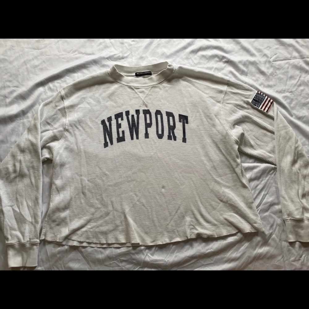 Brandy Melville Long sleeve “Newport” t-shirt